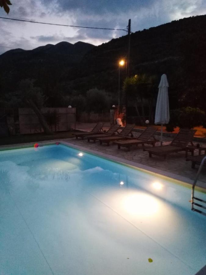 Red Villa Nydri  Zewnętrze zdjęcie